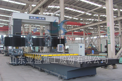Guangdong customers purchase XT2030 * 6m heavy gantry milling and boring machine